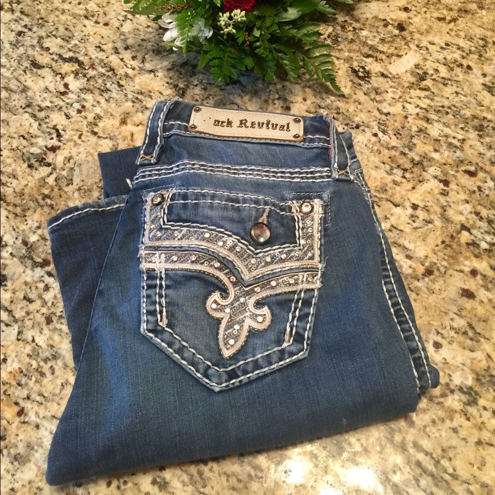Rock Revival 28 x 29 Betty Mid Rise Boot Jeans